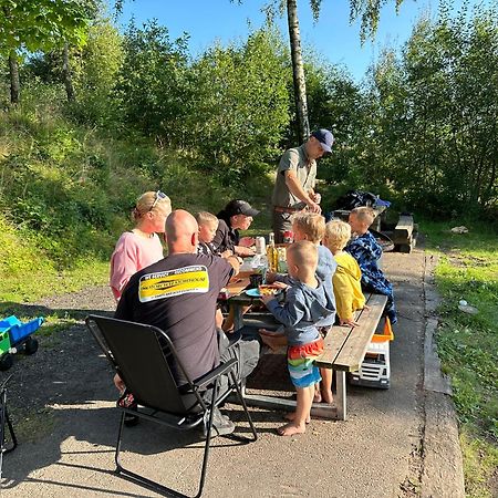 Hagbards By Gardspensionat Sloinge Esterno foto